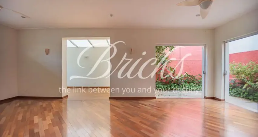 Casa com 3 quartos à venda na Rua Dom Luís de Bragança, 148, Mirandópolis, São Paulo