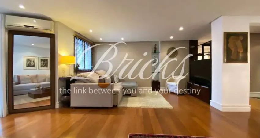 Apartamento lindo em moema pássaros, a menos de 300m ao colégio móbile 3 suítes e 2 vagas