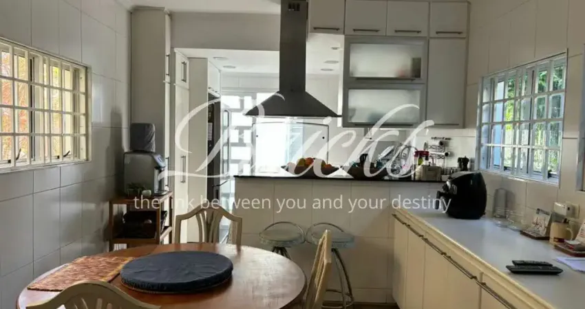 Casa com 3 quartos à venda na Rua Luís Góis, 404, Mirandópolis, São Paulo