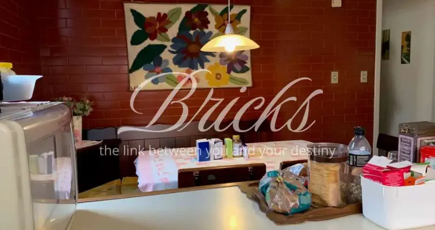 CASA À VENDA 149m² AREA CONSTRUÍDA 3 QUARTOS 1 SUÍTE BROOKLIN