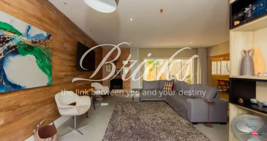 Casa à venda em condomínio fechado 5 suites - alto da boa vista