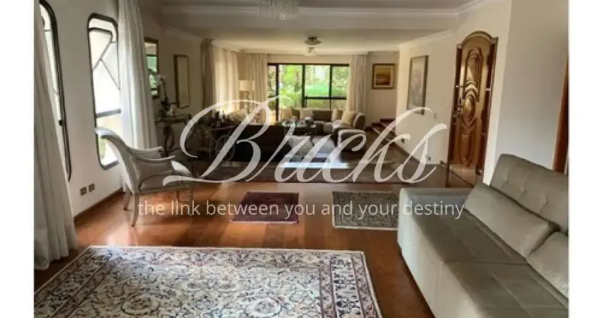 Apartamento com 4 quartos à venda na Avenida Chibarás, 688, Moema, São Paulo