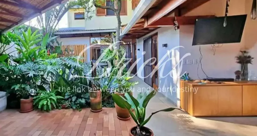 Casa em condomínio fechado na granja julieta com 4 dormitórios e 2 vagas