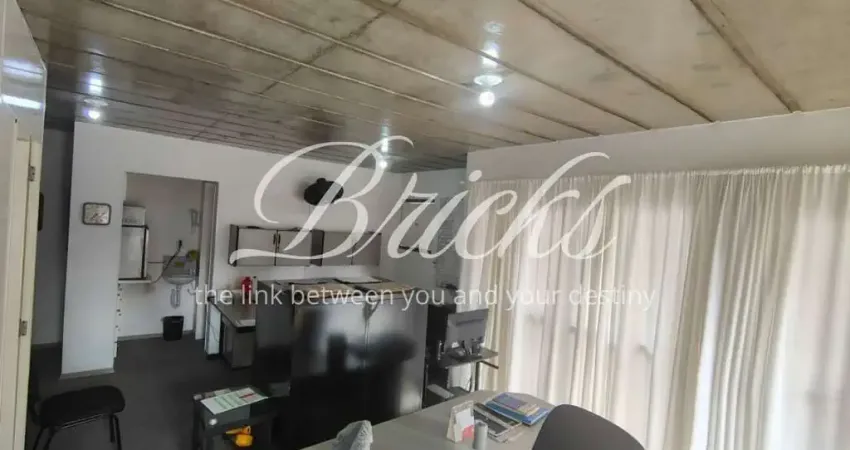 Casa comercial à venda na Rua Juquis, 273, Indianópolis, São Paulo