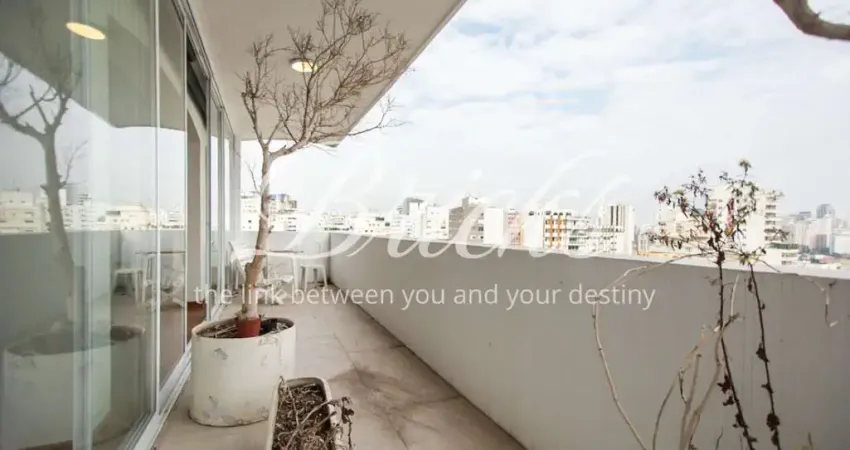 Apartamento reformado em santa cecilia com 268m² - andar alto - 1 por andar