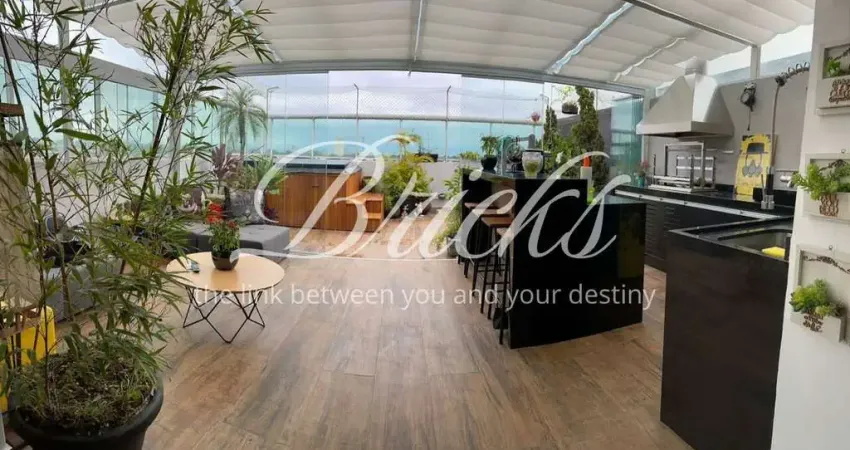 Cobertura reformada, moderna, proxima a estação praça da arvore