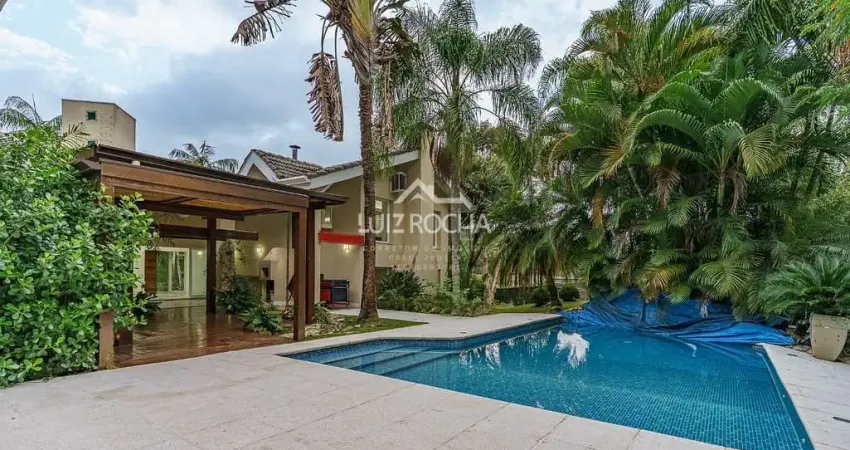 Casa à venda de 739m² , com 5 suítes , por r$ 3.990.000, cond. jd. mediterrâneo, granja viana - cot