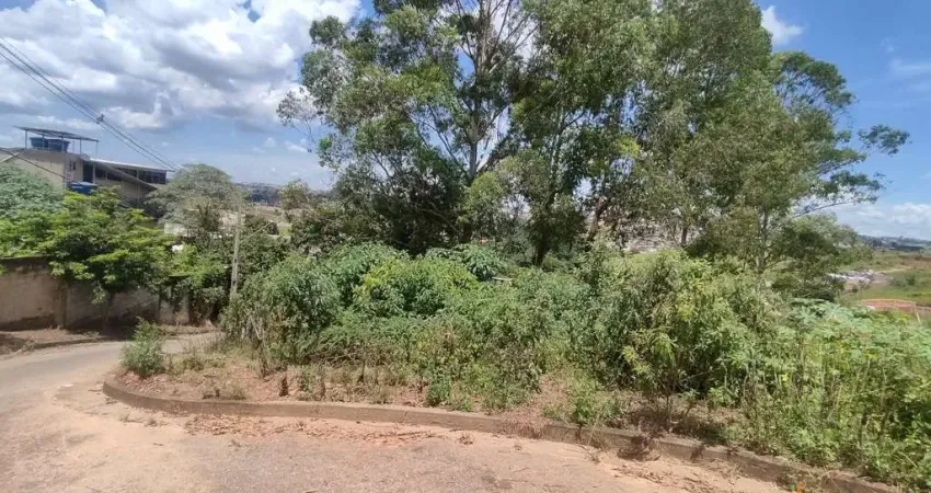 Terreno em condomínio fechado à venda na Rua Cleiber Andrade, 14, Monte Cristo, Conselheiro Lafaiete