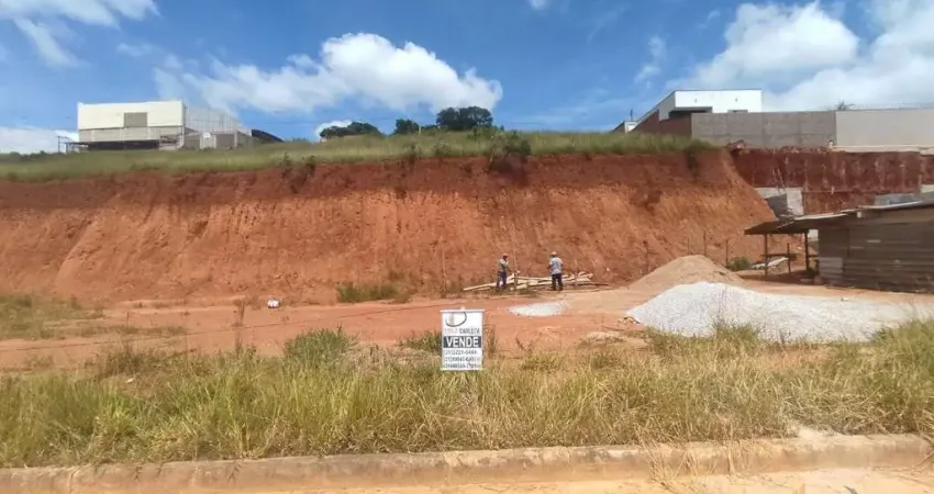 Terreno em condomínio fechado à venda na Rua Joaquim Moreira de Paiva, 5, Tiradentes, Conselheiro Lafaiete