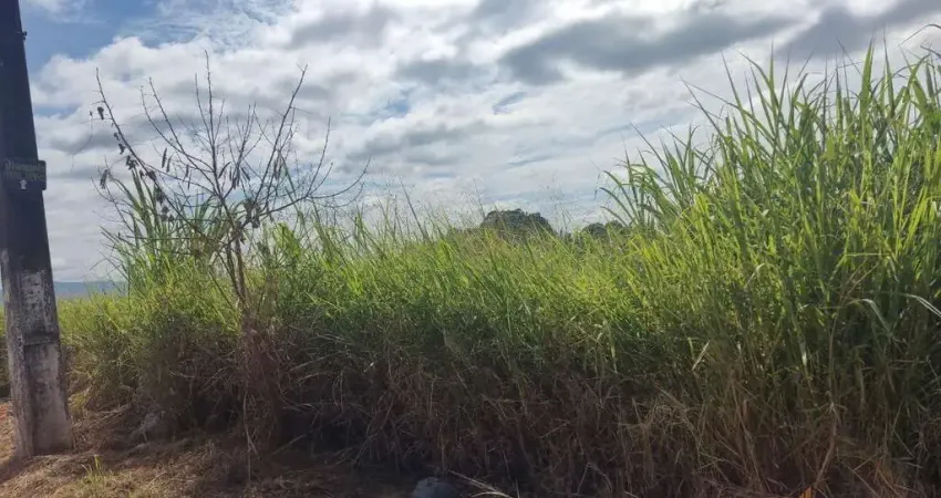 Terreno em condomínio fechado à venda na Rua Santa Efigênia, 21, Tiradentes, Conselheiro Lafaiete