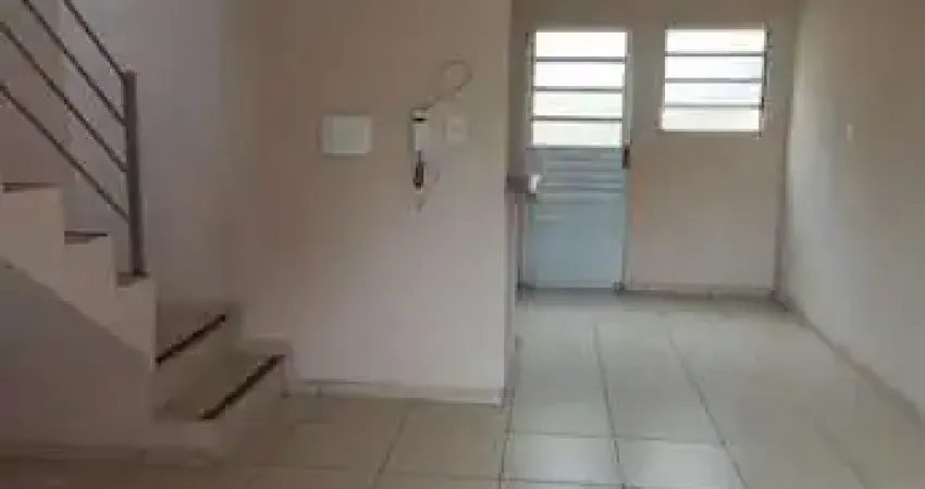 Casa em condomínio fechado com 2 quartos para alugar na Rua José Matias Rodrigues, 180, Lima Dias, Conselheiro Lafaiete