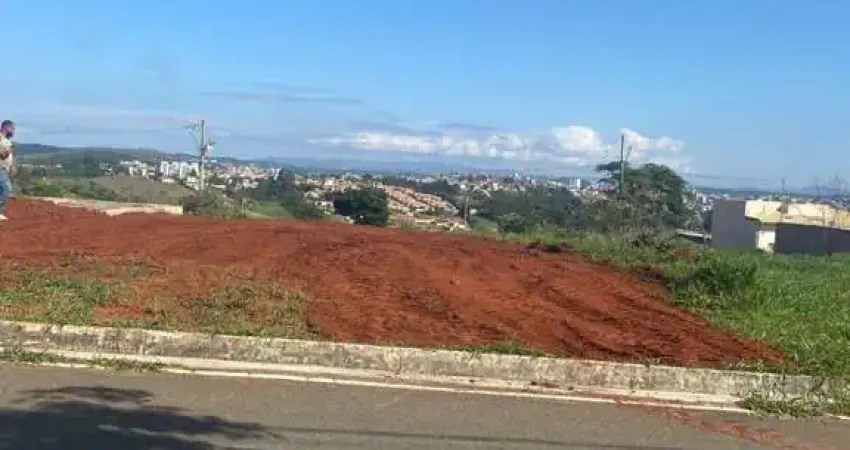 Terreno em condomínio fechado à venda no Parque Dom Bosco, Conselheiro Lafaiete