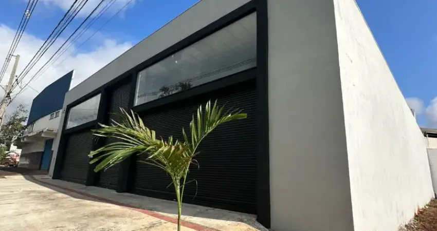 Barracão moderno e completo na av. morangueira!480 m construídos!!