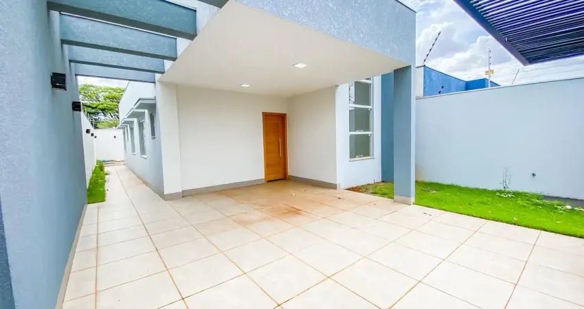 Casa com 3 quartos à venda na Zona 31, Maringá