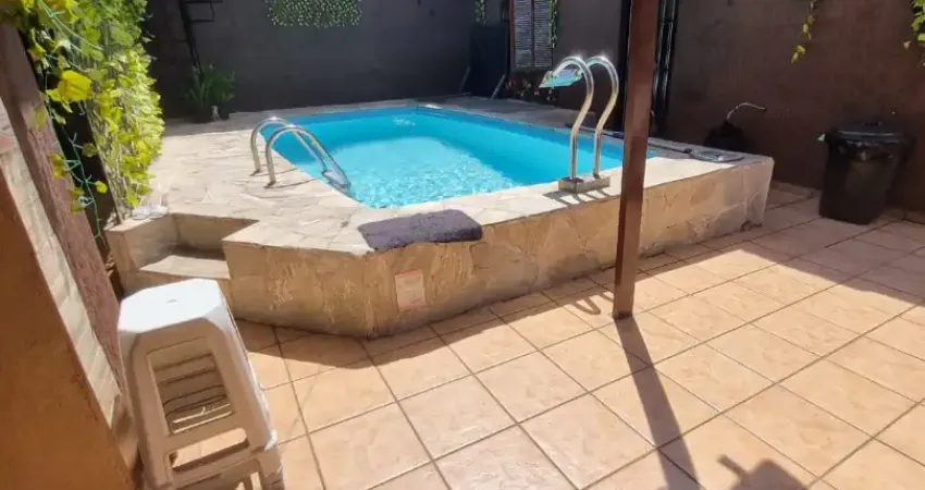 Casa térrea aconchegante ambientes amplos na melhor localização do bairro !