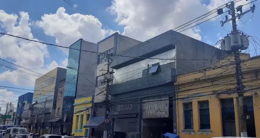 Centro do brás  prédio comercial ao lado da feirinha da madrugada 2 elevador de carga 4 pavimentos