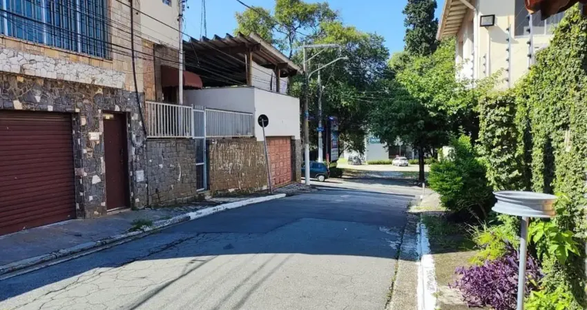Vende-se terreno 10x20,50m2, ideal para construção em um bairro valorizado e em crescimento