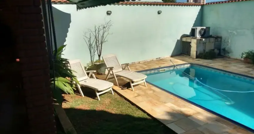 Linda casa com piscina com 3 doritorios 1 suite 4 vagas em santa terezinha.