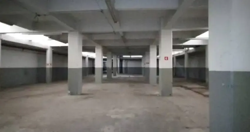 Barracão / Galpão / Depósito com 9 salas para alugar na Rua Zanzibar, 700, Casa Verde, São Paulo