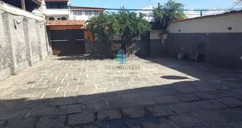 Casa com 4 quartos para alugar na Rua Cambaxirra, 183, Campo Grande, Rio de Janeiro