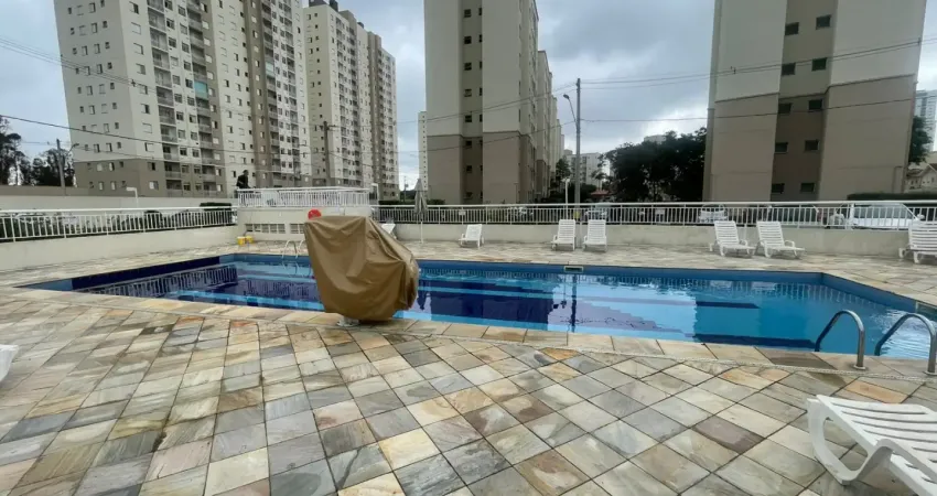 Ótimo apartamento de 2 quartos- no condomínio único, loteamento mogilar