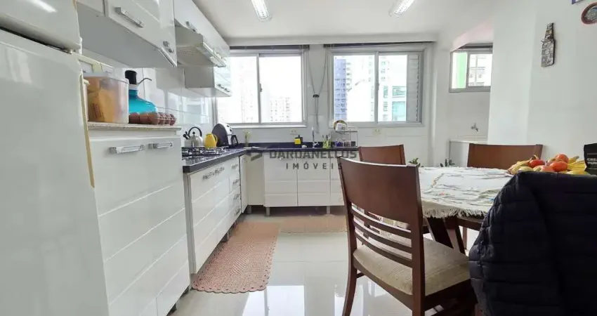 Apartamento a venda quadra mar com 3 quartos em balneário camboriú