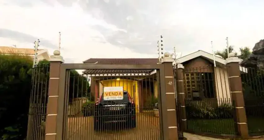 Casa com 3 quartos à venda na Zona 04, Maringá