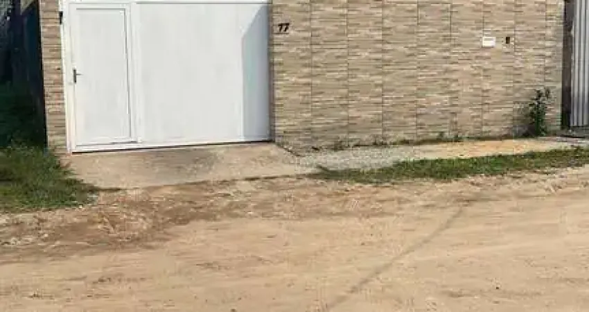 Casa com 2 quartos à venda no Piçarras, Guaratuba