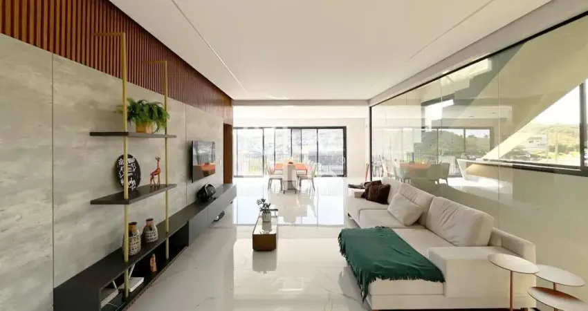 Casa em condomínio fechado com 3 quartos à venda na Avenida Plínio Canineo, 701, Itapecerica, Taubaté