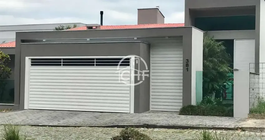 Casa de alto padrão com piscina, jardim maluche, brusque - sc