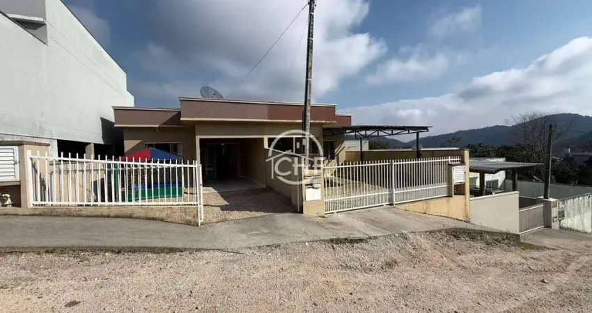 Casa no bairro Águas claras, Águas Claras, Brusque - SC