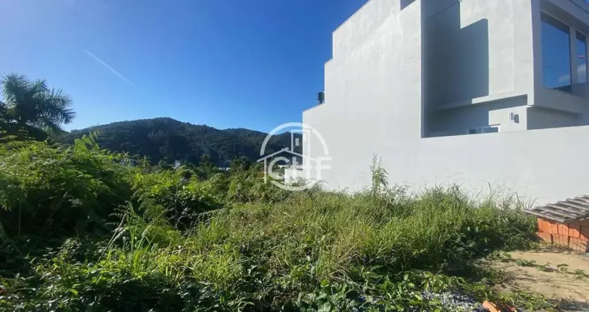 Terreno à venda na Rua Walfredo Mário Vale, 10, Guarani, Brusque