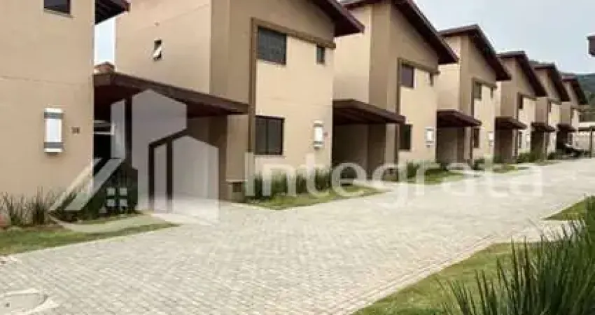 Casa com 2 suítes em condomínio fechado para locação - pq primavera