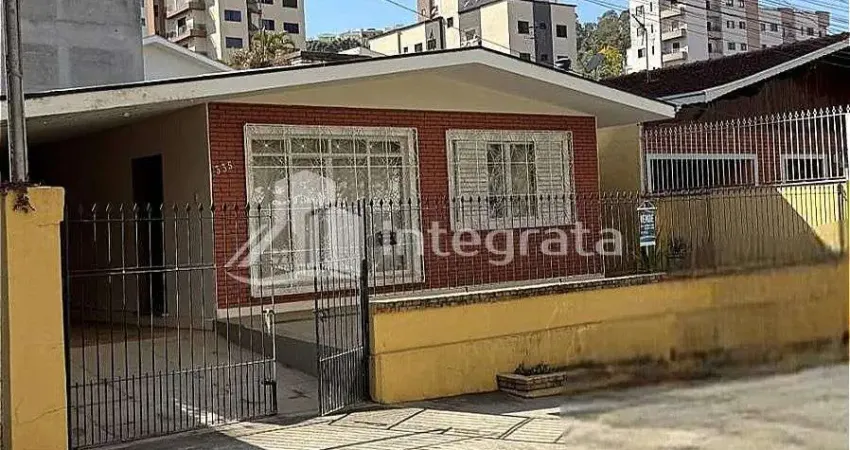 Casa com 3 quartos à venda no São Benedito, Poços de Caldas
