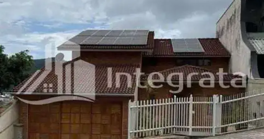 Casa com 3 dormitórios à venda, 377 m² por r$ 1.800.000,00 - centro - poços de caldas/mg