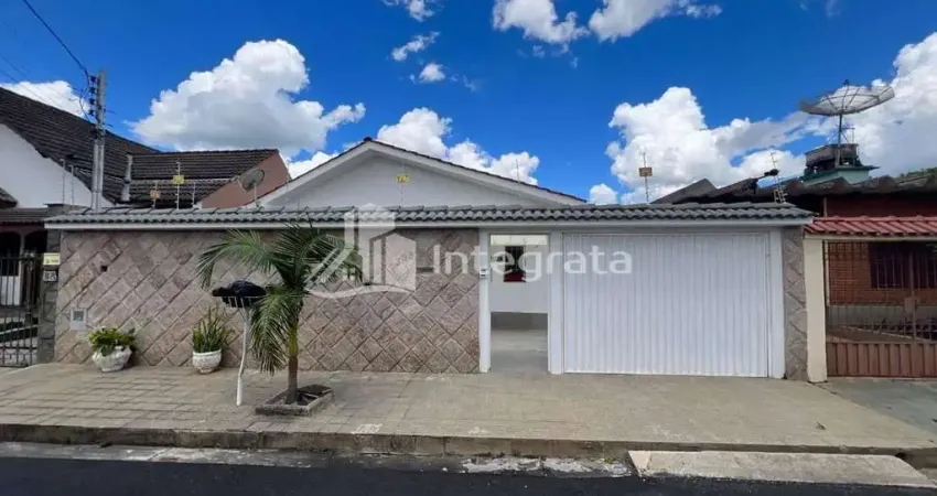 Casa com 2 dormitórios à venda, 160 m² por r$ 1.300.000 - joão pinheiro - poços de caldas/mg