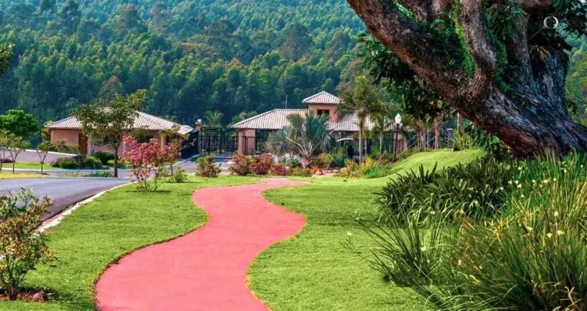 Terreno com 800 m2, com terraplanagem, Fazenda SerrAzul, Itupeva-SP