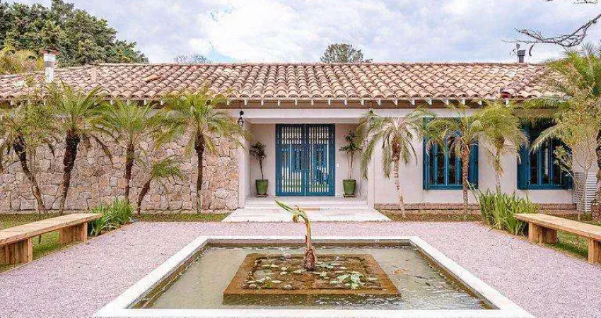 Casa de alto padrão na quinta da baroneza – frente ao clube, com piscina e espaço gourmet