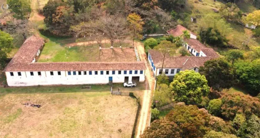 Fazenda com 500 hectares, sede centenária, montada na pecuária - vale do café, rio preto, mg