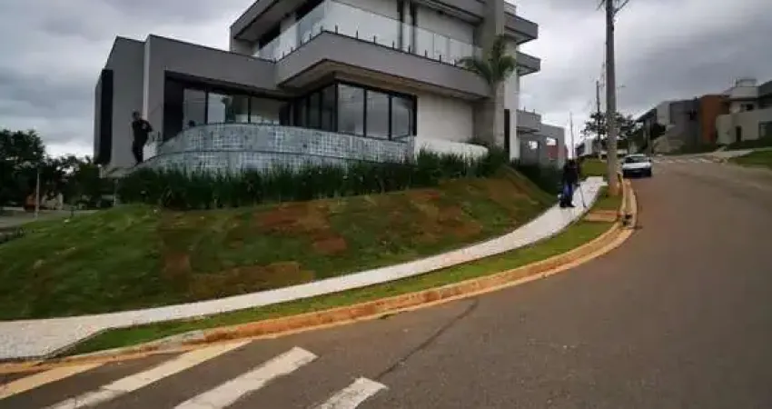 Casa de esquina à venda no san giovanni – itatiba | 360 m² | 4 suítes | lazer completo | 6 vagas cobertas