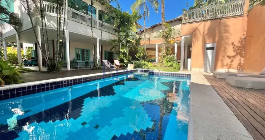 Casa com 5 quartos para alugar na Avenida Deble Luíza Derani, 500, Baleia, São Sebastião