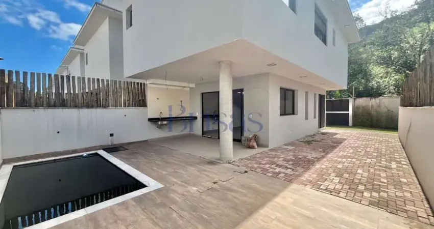 Casa em condomínio fechado com 3 quartos à venda na Rua Terezina, 10, Camburi, São Sebastião