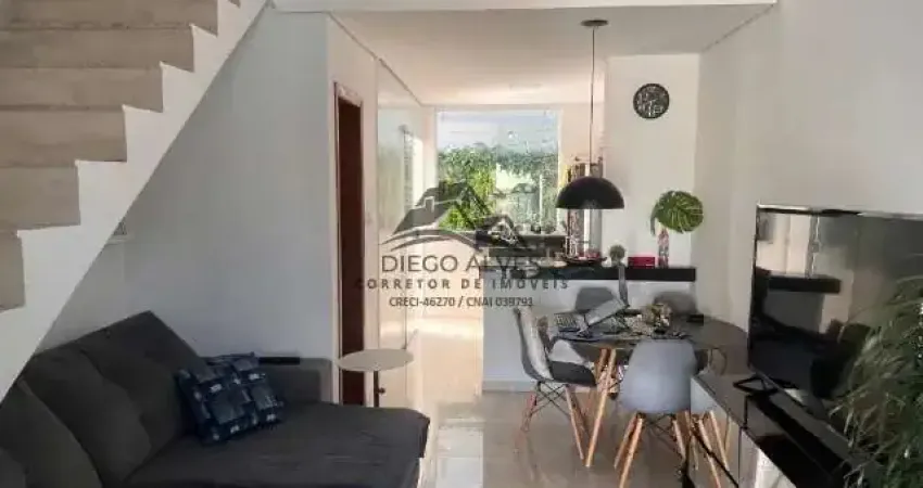 Linda casa de 2 quartos 1 suíte e 2 vagas no bairro bom retiro-betim