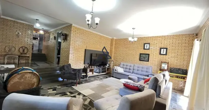 Casa 3 dormitórios semimobiliada à venda em caxias do sul, vinhedos