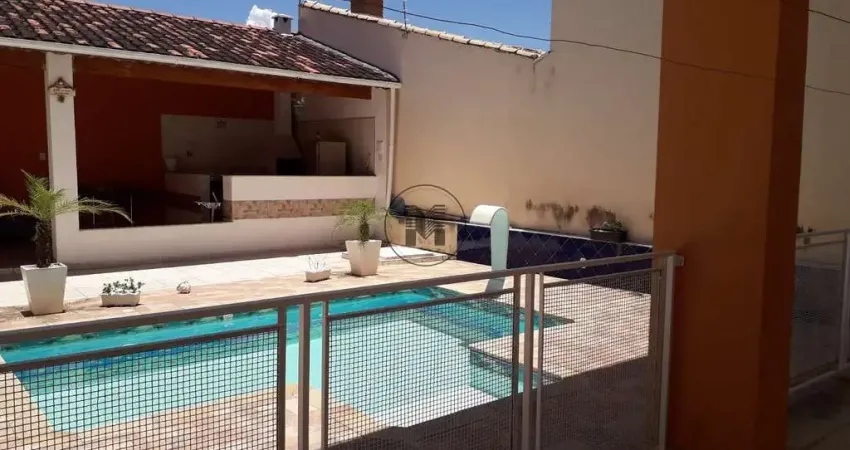 Casa com 3 dormitórios e piscina à venda, por r$ 700. portal das colinas