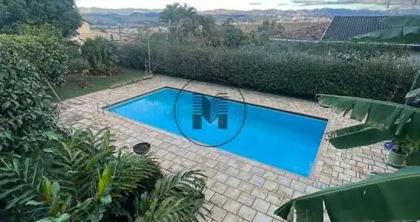 Belíssima casa no condomínio fechado mais charmoso  de guaratinguetá