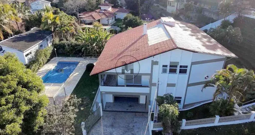 Casa com 4 quartos para alugar no Jardim Panorama, Guaratinguetá 