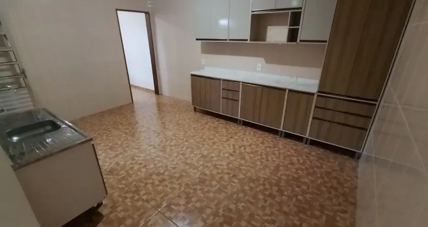 Casa muito bem construida para locação no jardim mariana ii em são josé dos campos - zona leste