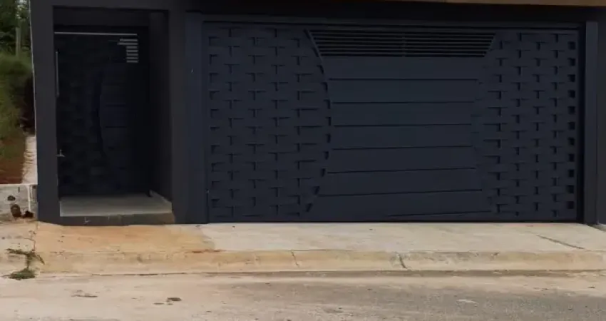 Excelente casa à venda em bragança paulista , em um bairro que com conta com pista de caminhada.