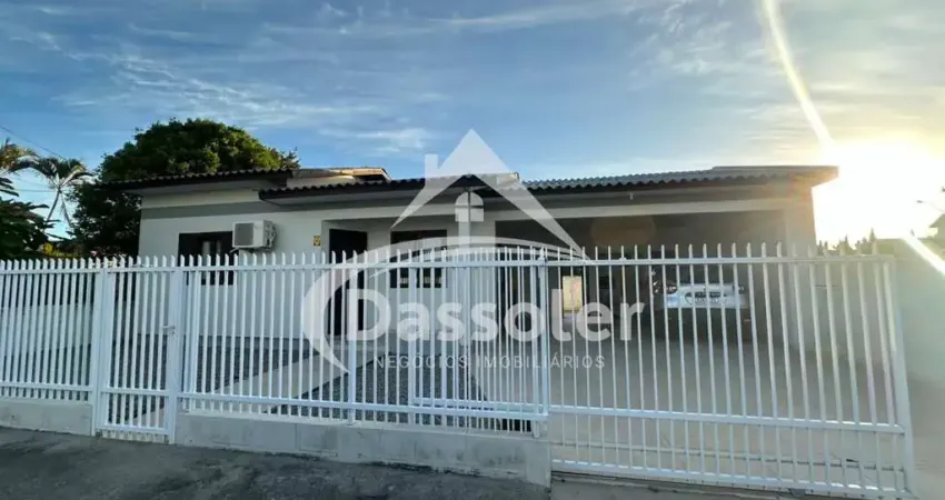 Casa com 3 quartos à venda na Avenida Engenheiro Mesquita, SN, Coloninha, Araranguá